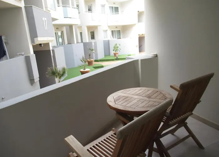 La Rosita Sun Apartments, By Comfortable Luxury דירה קורלחו