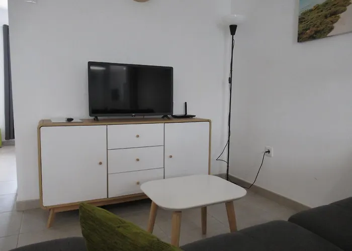 דירה La Rosita Sun Apartments, By Comfortable Luxury קורלחו